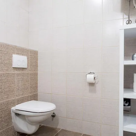 Adriatic Queen Rooms & Apartments Split Exterior photo