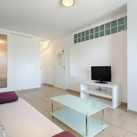 Adriatic Queen Rooms & Apartments Split Exterior photo