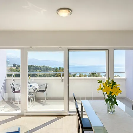 Adriatic Queen Rooms & Apartments Split Exterior photo