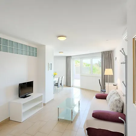 Adriatic Queen Rooms & Apartments Split Exterior photo